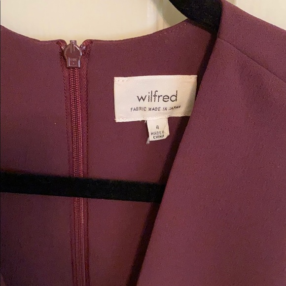 Wilfred Aritzia Low Cut Dress - Picture 3 of 3